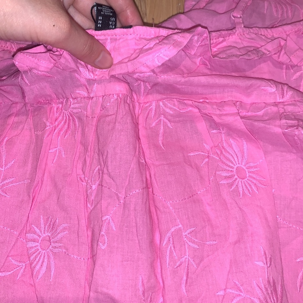 Vero Moda | pink floral embroidered tank top size medium - Picture 5 of 6